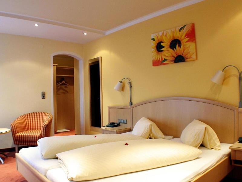 Landhotel Kaserer image