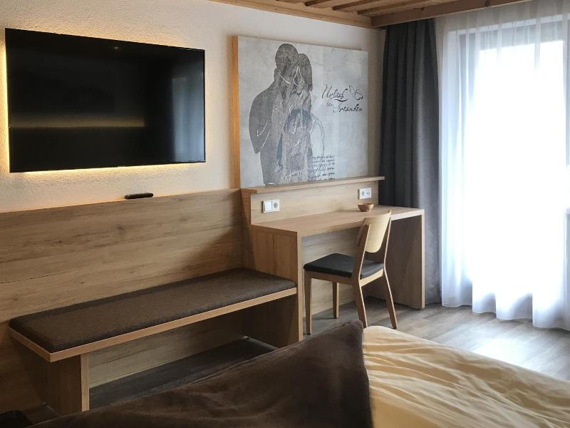 Landhotel Kaserer image