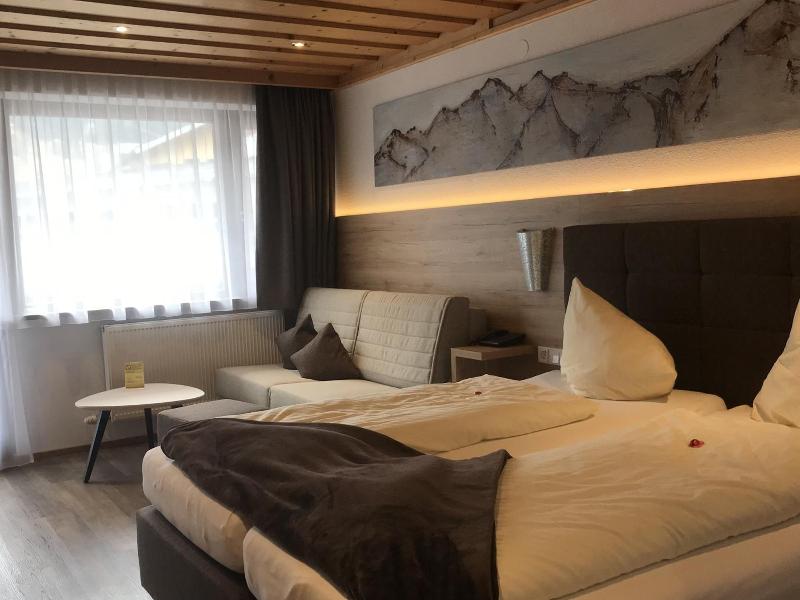 Landhotel Kaserer image