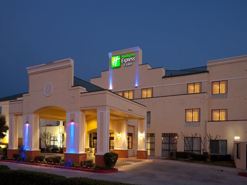 Holiday Inn Express & Suites Austin Round Rock