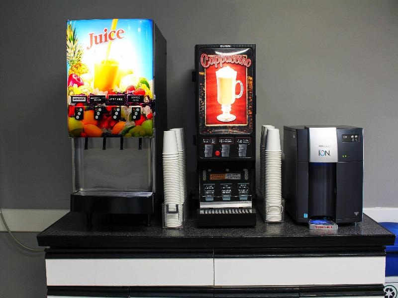 Super 8 by Wyndham Edmonton South