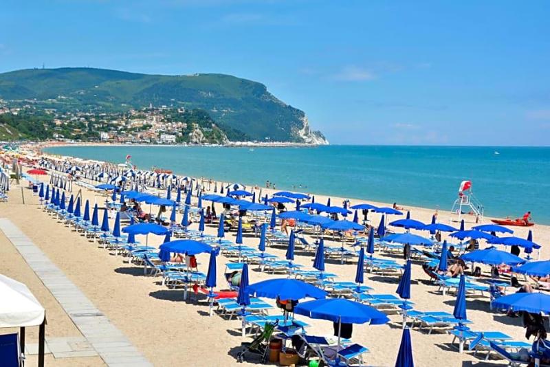 Hotel Galassi image