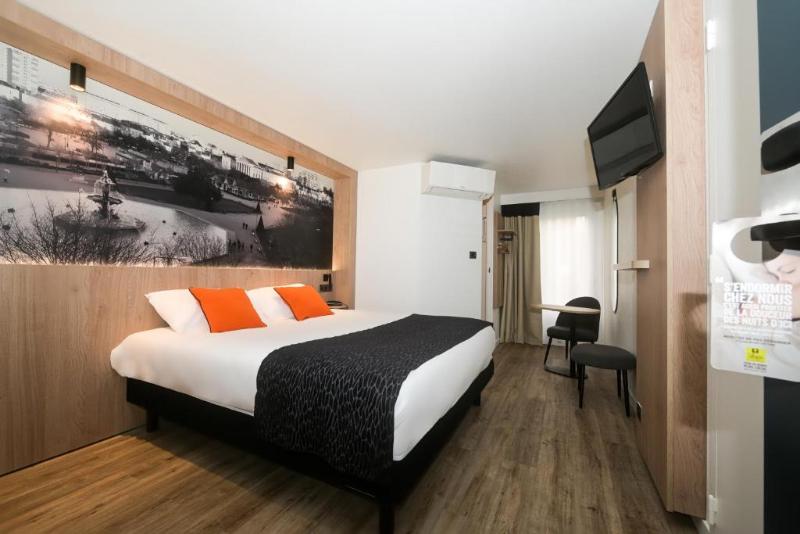 Logis Hôtel Angers Sud Rest. Henriette image
