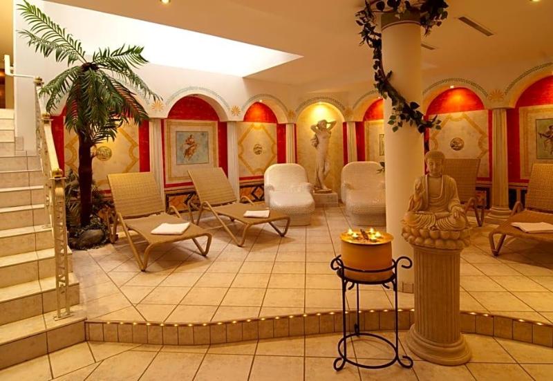 Hotel Pension Regina image
