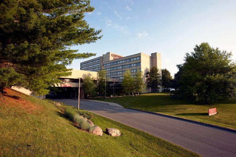 Gateway Hotel and Conference Center