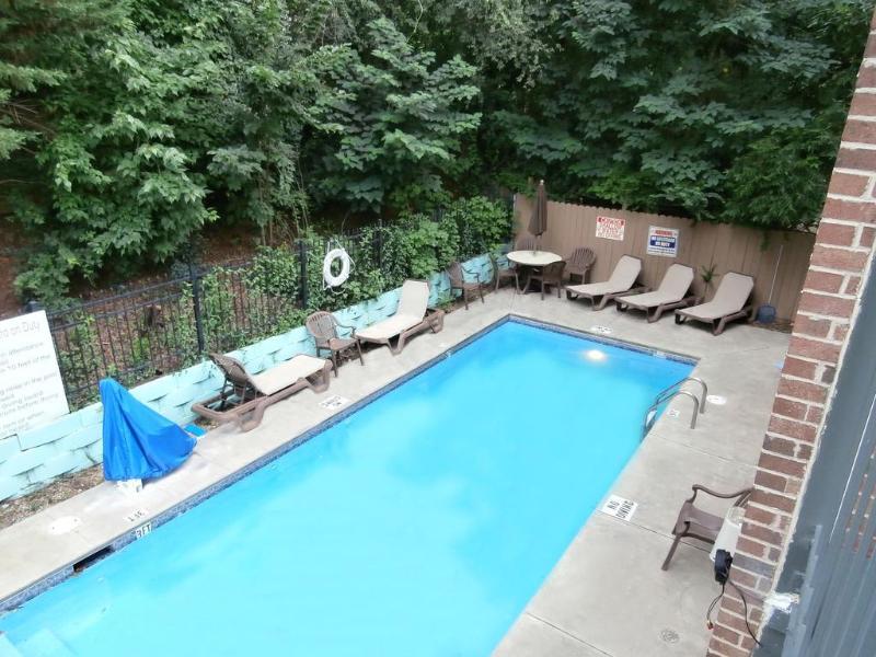 Americas Best Value Inn Athens image