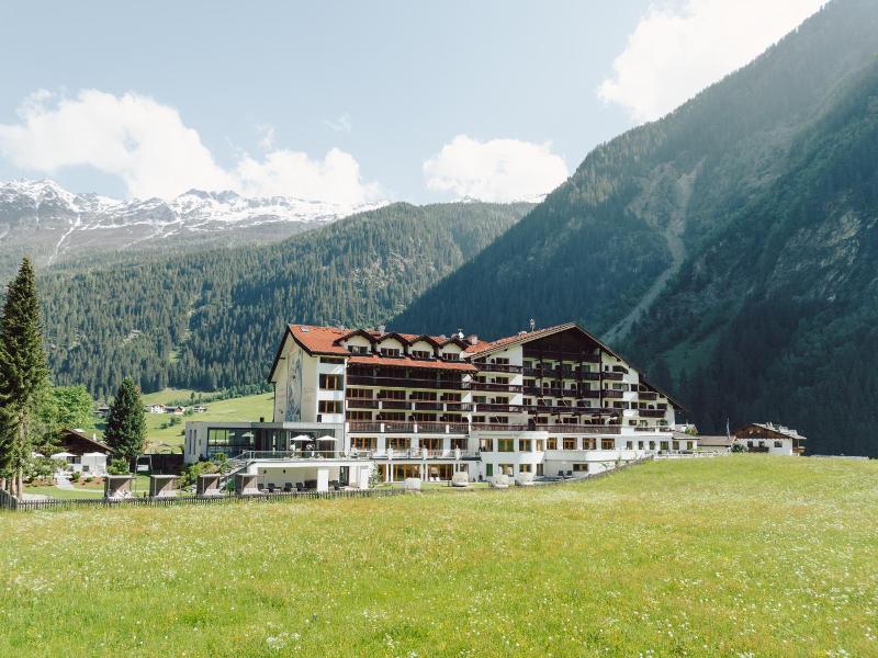 Weisseespitze image