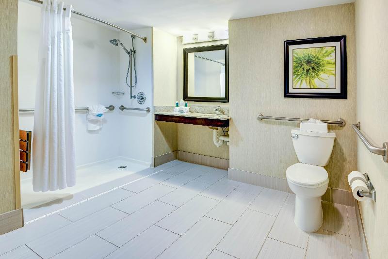 Holiday Inn Express Neptune image