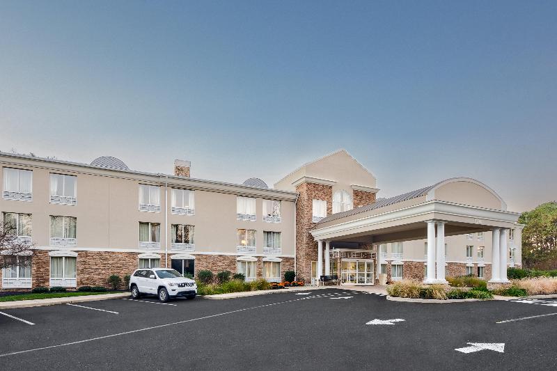 Holiday Inn Express Neptune image