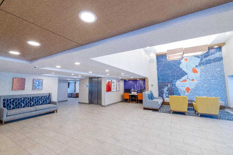 Holiday Inn Express Neptune image