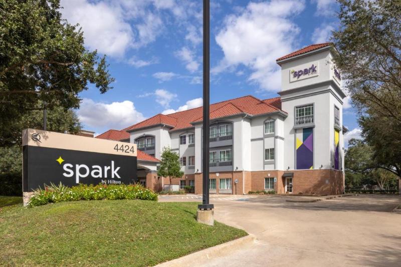 Spark By Hilton Houston West Clay Road photo 3