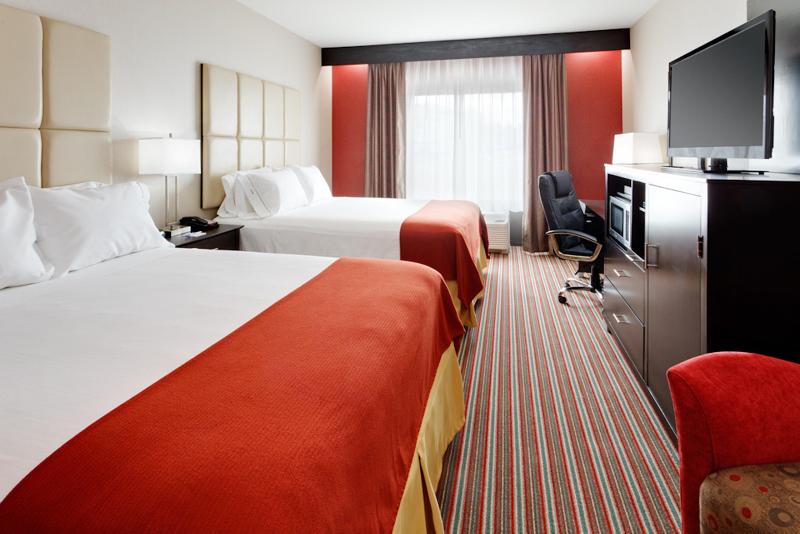 Holiday Inn Express Suites York Ne Market Street 5