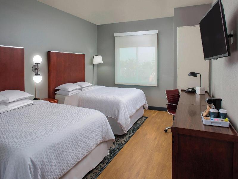 Four Points by Sheraton Houston Hobby Airport image