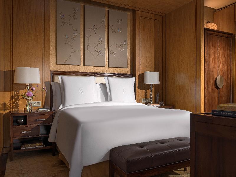 Four Seasons Hangzhou at West Lake image