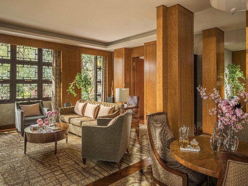 Four Seasons Hangzhou at West Lake image
