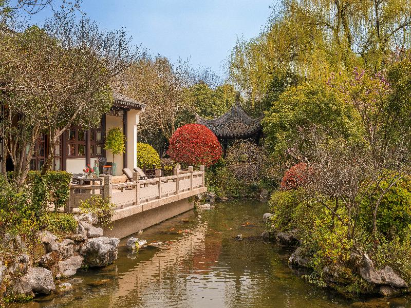 Four Seasons Hangzhou at West Lake image