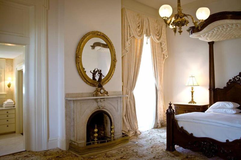 Dunleith Plantation image