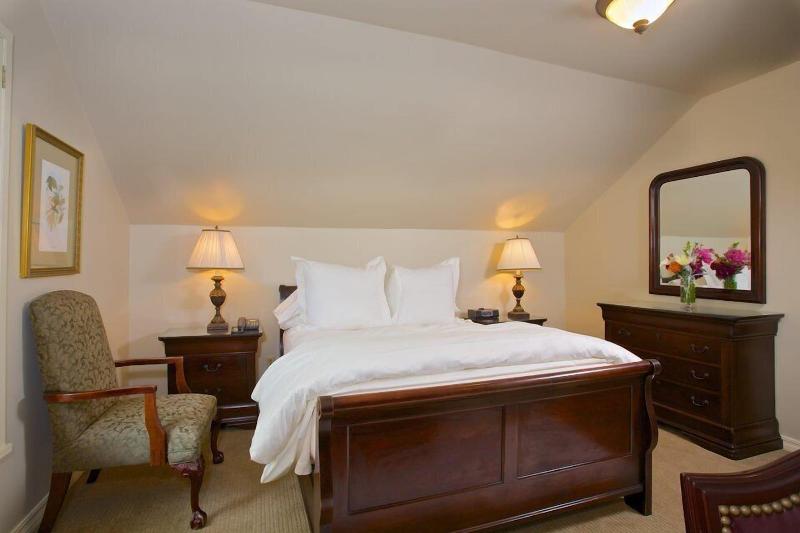 Dunleith Plantation image
