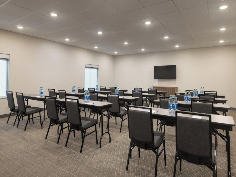 Garner Hotel Madison Huntsville Airport by IHG image