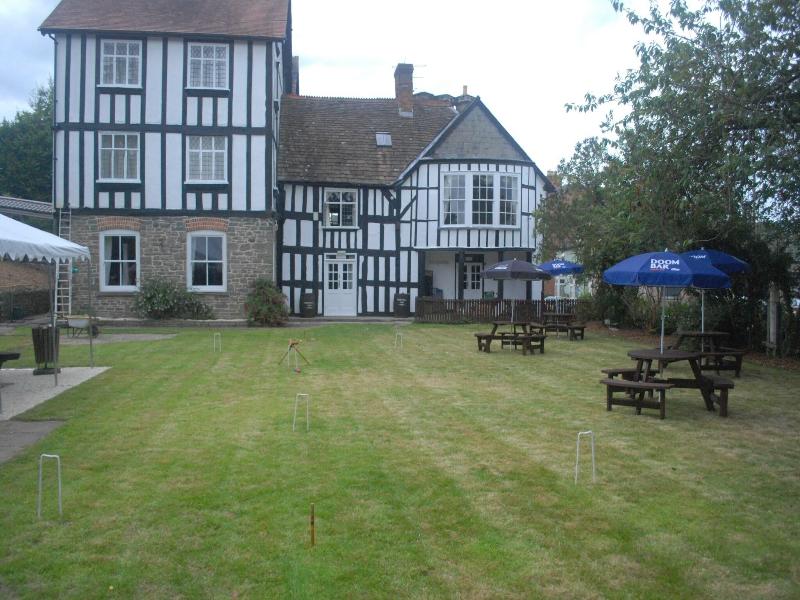Radnorshire Arms Hotel