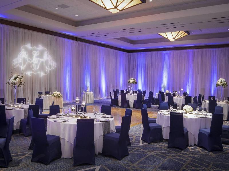 The Woodlands Waterway Marriott Hotel & Convention image