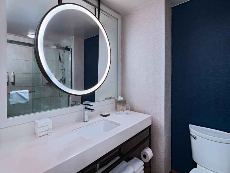 The Woodlands Waterway Marriott Hotel & Convention image