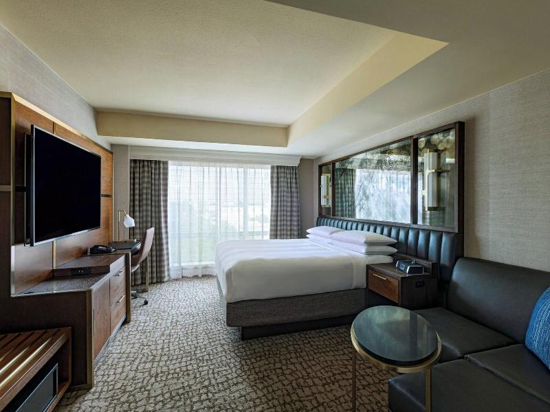 The Woodlands Waterway Marriott Hotel & Convention image