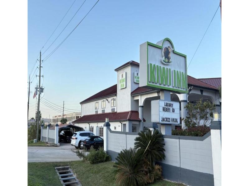 Kiwi Inn Capital O Houston - Hwy 249 — general view