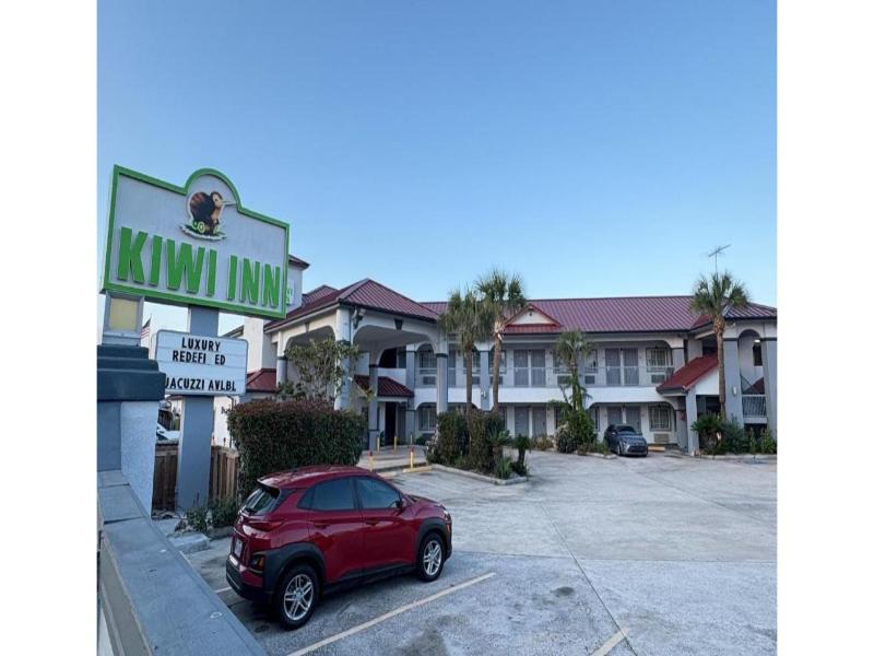 Kiwi Inn Capital O Houston - Hwy 249 image