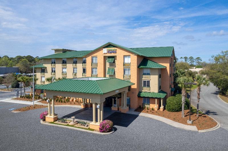 Holiday Inn Express Hotel & Suites Bluffton @ Hilt