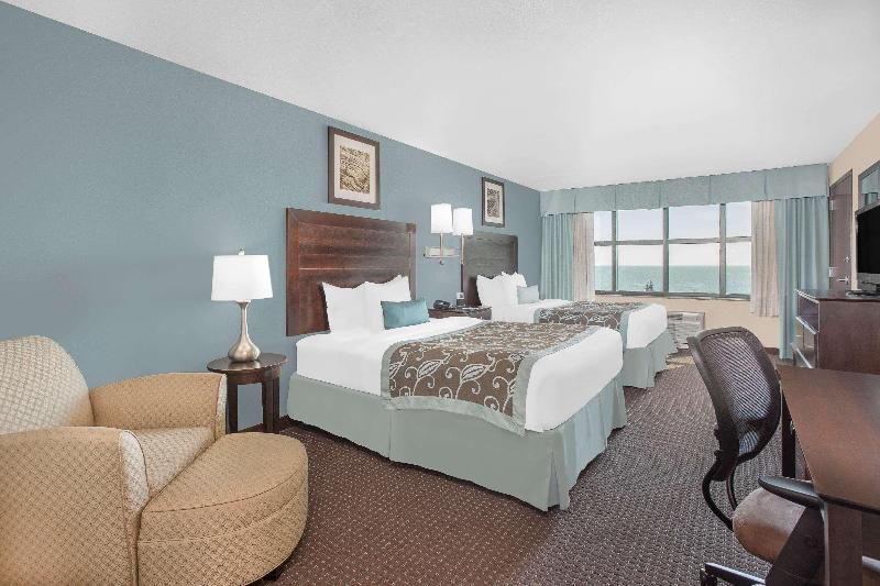 Holiday inn Express Gulfport Beach photo 19