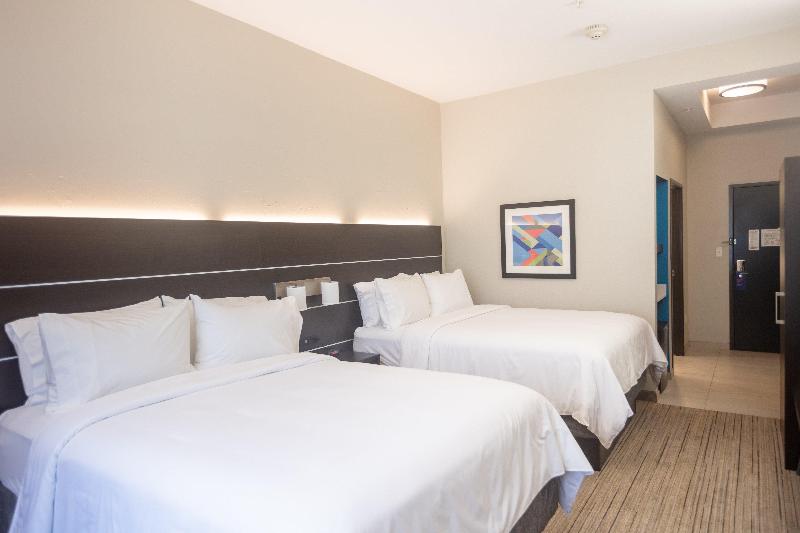 Holiday Inn Express Beaumont NW Parkdale Mall photo 10