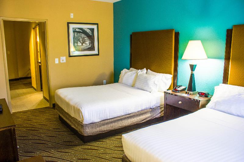 Holiday Inn Express Hotel & Suites Havelock NW - N — photo 67