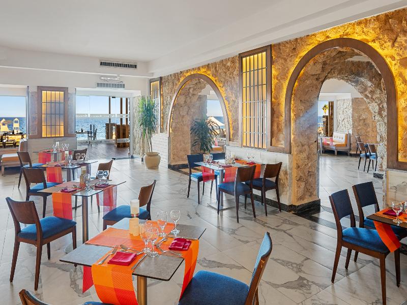 Pickalbatros Citadel Resort Sahl Hasheesh image