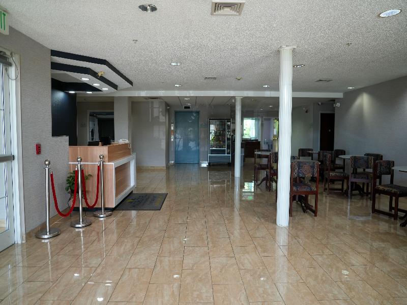 Microtel Inn & Suites By Wyndham Hagerstown image