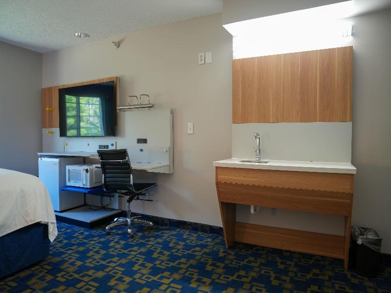Microtel Inn & Suites By Wyndham Hagerstown image