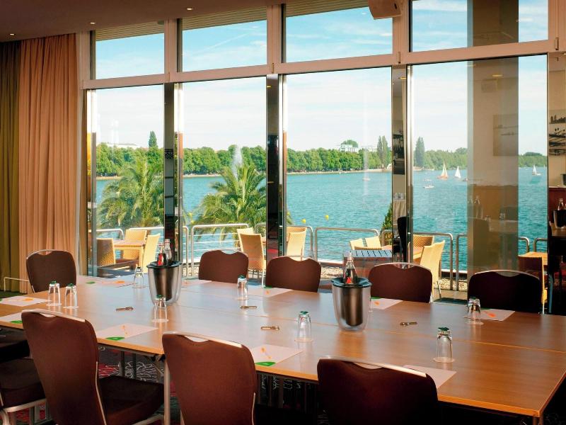 Courtyard Marriott Hannover Maschsee image