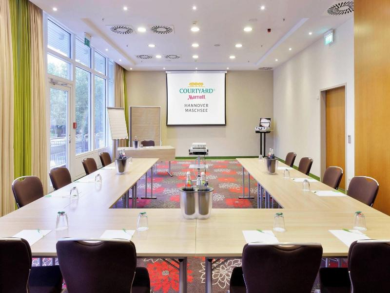 Courtyard Marriott Hannover Maschsee image