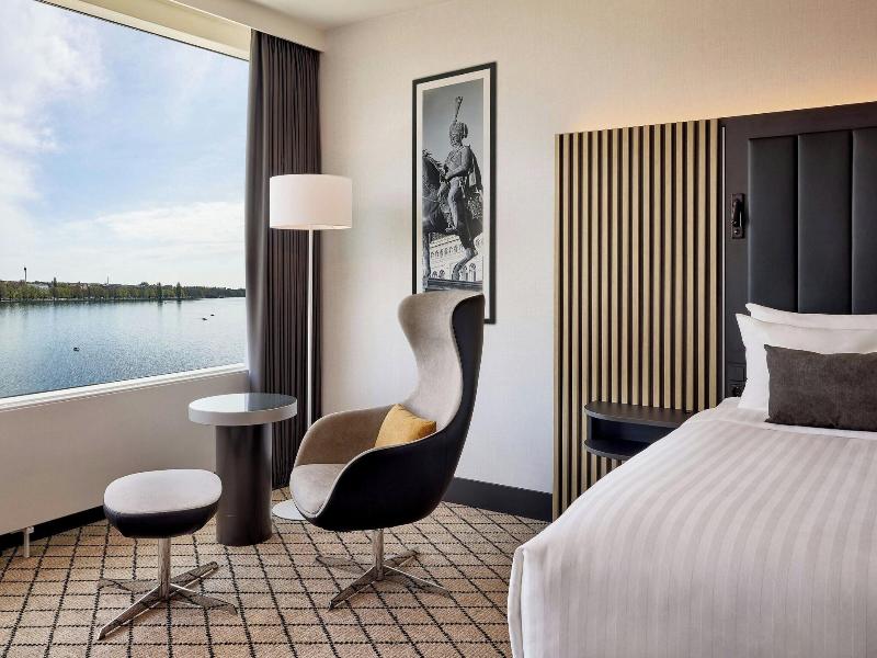 Courtyard Marriott Hannover Maschsee image