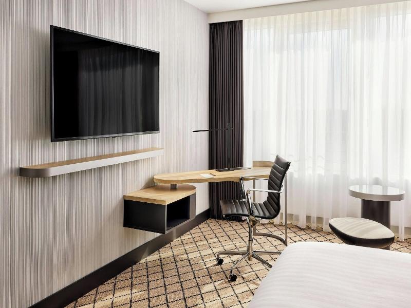 Courtyard Marriott Hannover Maschsee image