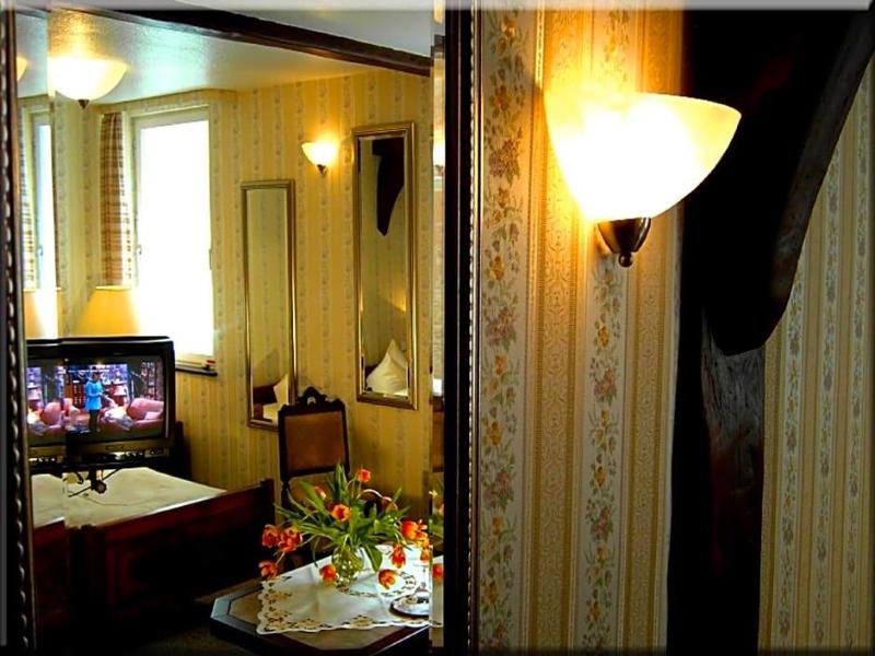 Hotel Graf Rolshausen  image
