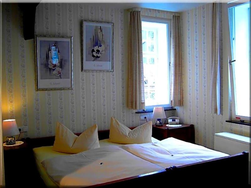 Hotel Graf Rolshausen  image