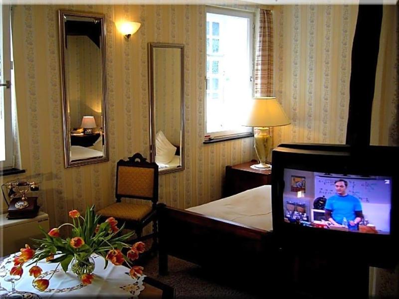 Hotel Graf Rolshausen  image