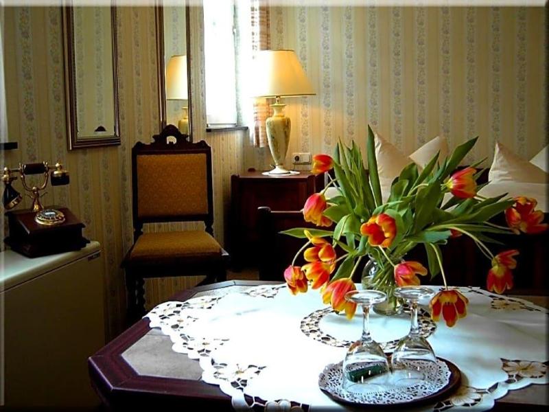 Hotel Graf Rolshausen  image
