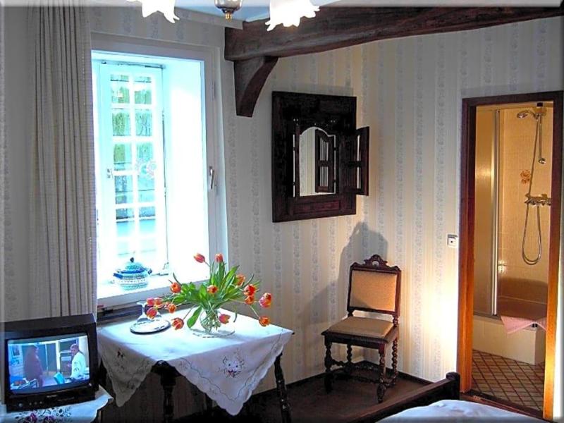 Hotel Graf Rolshausen  image