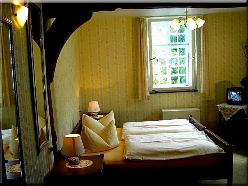 Hotel Graf Rolshausen  image