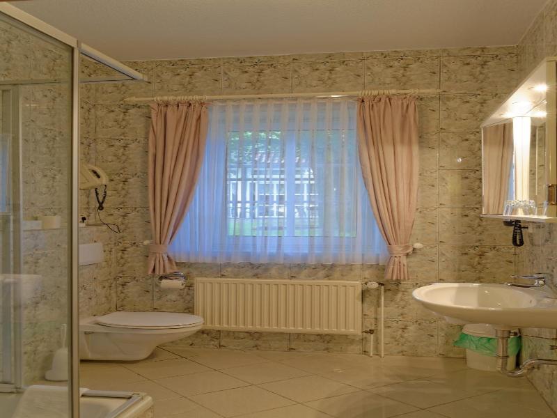Landhotel Michaelishof image