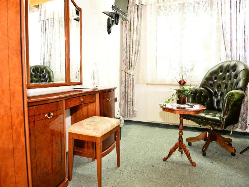 Landhotel Michaelishof image