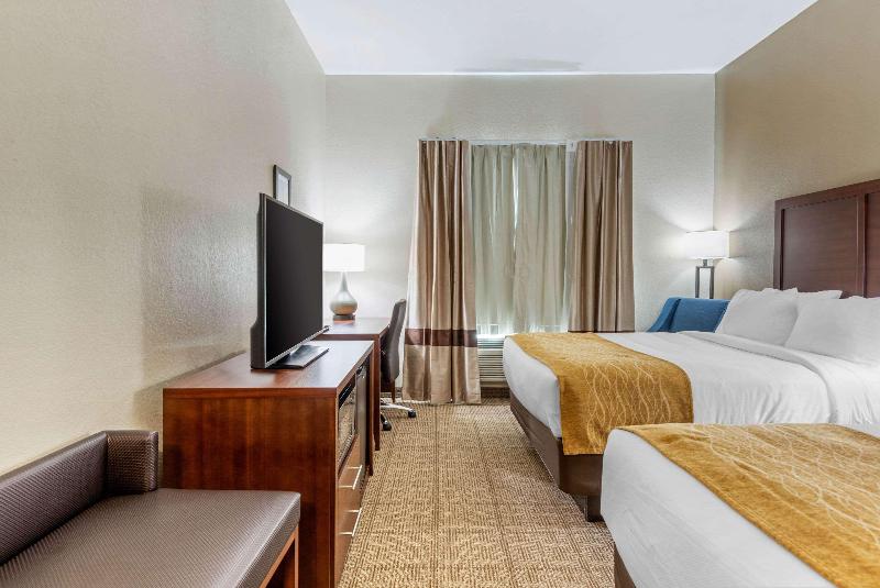 Comfort Inn & Suites image