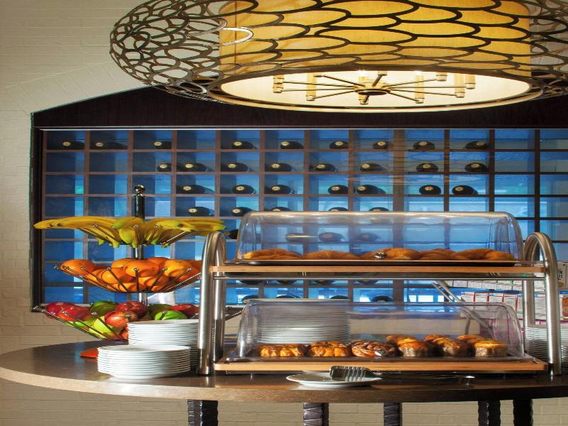 Marriott Sugar Land Town Square image